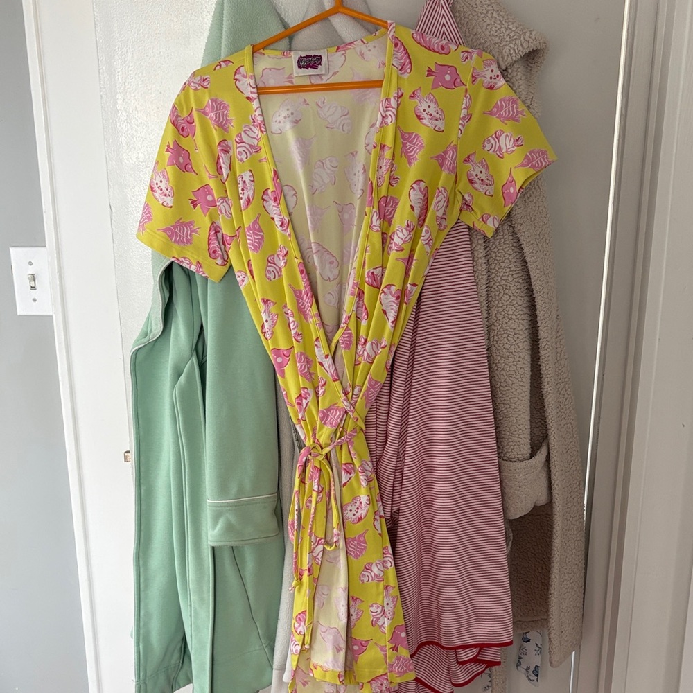 Leggiadro Yellow Wrap Dress with Pink Shell Print